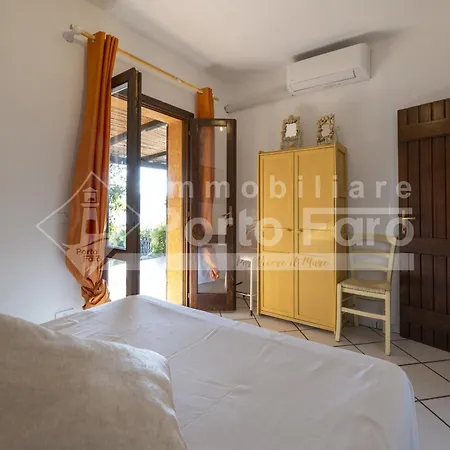 9c - Bilocale Con Spaziosa Terrazza Sul Mare Porto Mannu Lägenhet